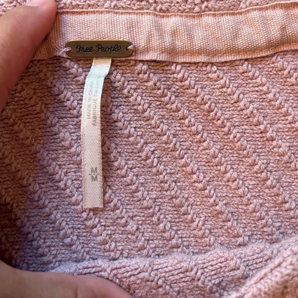 Free People Oversized Cropped Sweater Womens Size Medium - Picture 3 of 4